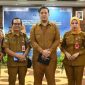 HADIRI : Bupati Lamandau Rizky Aditya Putra, saat menghadiri kegiatan HLM Tim Percepatan dan Perluasan Digitalisasi Daerah 
yang digelar di Aula Eka Hapakat Kantor Gubernur Kalteng, Senin (9/3/2026).