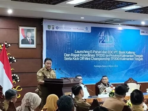 SAMBUTAN : Wakil Gubernur Kalteng, H Edy Pratowo saat memberikan launching E-PAHARI, Senin (9/3/2026).