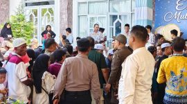 OPEN HOUSE: Warga sangat antusias datang untuk bersilaturahmi langsung dengan Gubernur Kalteng H.Agustiar Sabran saat open house di Istana Isen Mulang, Sabtu (21/3/2026).