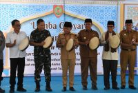 MEMBUKA : Gubernur Kalteng, H.Agustiar Sabran dan Wakil Gubernur Kalteng, Edy Pratowo saat membuka kegiatan Gebyar Ramadan Berkah Jilid V yang digelar di Halaman TVRI Kalimantan Tengah, Jalan Yos Sudarso, Palangka Raya, Senin (2/3).