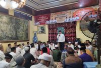 SAMBUTAN : Wakil Gubernur Kalteng, Edy Pratowo, saat memberikan sambutan pada kegiatan buka puasa bersama yang digelar oleh MKGR, SOKSI, dan Kosgoro Provinsi Kalteng, Rabu (18/3/2026).