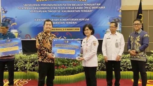 MENGHADIRI : Plt.Asisten Pemerintahan dan Kesejahteraan Rakyat Linae Victoria Aden saat menghadiri pembukaan sekaligus penandatanganan kerja sama kegiatan Diseminasi Kekayaan Intelektual, Rabu (4/3/2026).