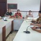 PRESS RILIS :  Asisten I Setda Kotim saat press rilis terkait lahan pembangunan Yonif TP 923/Mentaya, Jumat, (22/5/2026).