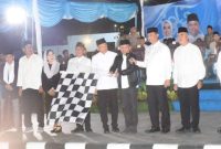 LEPAS : Gubernur Kalimantan Tengah, Agustiar Sabran saat melepas pawai takbiran menyambut Hari Raya Idul Adha 1447 Hijriah berlangsung meriah di Bundaran Besar Palangka Raya, Selasa (26/5/2026).