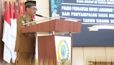 PIDATO : Wakil Bupati Lamandau, Abdul Hamid, saat menyampaikan pidato pengantar Ranperda tentang LPJ Pelaksanaan APBD Tahun Anggaran 2025 pada Rapat Paripurna I Masa Sidang III Tahun Sidang 2025/2026 DPRD Kabupaten Lamandau, Senin (22/6/2026).