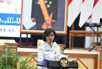 SAMBUTAN : Pj Sekda Kalteng Linae Victoria Aden memberikan sambutan saat menerima kunjungan kerja Tim Panja Pembahasan RUU Kabupaten/Kota Komisi II DPR RI di Aula Jayang Tingang, Kantor Gubernur Kalteng, Rabu (24/6/2026).