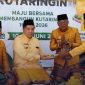 HADIRI : Bupati Lamandau, Rizky Aditya Putra, saat menghadiri peringatan Hari Jadi Kutaringin ke-423 yang digelar di Lapangan Sepak Bola Karya Jaya, Kecamatan Kotawaringin Lama, Kabupaten Kotawaringin Barat, Minggu (14/6/2026).