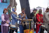 MEMBUKA : Gubernur Kalimantan Tengah, Agustiar Sabran, secara resmi membuka Festival Budaya Isen Mulang (FBIM), Kalteng Expo, dan Karnaval Budaya Tahun 2026, Minggu (17/5/2026).