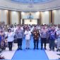 FOTO BERSAMA: Gubernur Kalimantan Tengah, H. Agustiar Sabran saat foto bersama usai menghadiri Rapat Kerja Forum LLAJ Tingkat Daerah Kalimantan Tengah Tahun 2026 di Graha Bhayangkara Polda Kalteng, Rabu (13/5/2026).