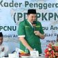MEMBUKA : Bupati Lamandau, Rizky Aditya Putra saat membuka kegiatan Pendidikan Dasar Pendidikan Kader Penggerak NU (PD-PKPNU) yang digelar Pengurus Cabang PCNU Lamandau,di Pondok Pesantren An Nur Ulum, Desa Bukit Raya, Kecamatan Menthobi Raya, Jumat (5/6/2026).