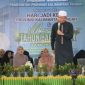TAUSIYAH: Ustadz HM. Gifari saat menyampaikan tausyiah Peringatan Tahun Baru Islam 1448 H, yang dihadiri ketua TP-PKK Kalteng Aisyah Thisia Agustiar Sabran, di Halaman Istana Isen Mulang, Jumat (19/6/2026).