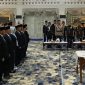 MELANTIK : Gubernur Kalteng, Agustiar Sabran, saat melantik  Pejabat Pimpinan Tinggi Pratama di lingkungan Pemerintahnya, yang di gelar di Aula Istana Isen Mulang, Kamis (25/6/2026).
