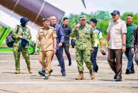TERIMA KUNJUNGAN : Gubernur Kalteng H.Agustiar Sabran saat menerima kunjungan Menhan RI ke Kabupaten Murung Raya, Selasa (7/4/2026).