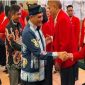 BERSALAMAN : Asisten Perekonomian dan Pembangunan Sekretariat Daerah Provinsi Kalteng, Anang Dirjo, Kepala Dispora Kalteng, Agus Siswandi saat bersalaman usai pelantikan IODI Kalteng, Sabtu (27/6/2026).