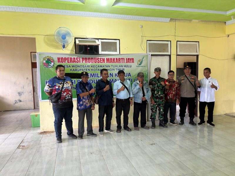 FOTO: Ketua Koperasi terpilih saat foto bersama 