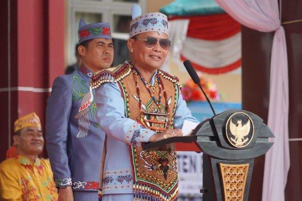 PIMPIN : Gubernur Agustiar Sabran sampaikan amanat saat pimpin Upacara Peringatan Hari Jadi ke-24 Kabupaten Pulang Pisau, Kamis (2/7).