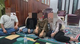 FOTO: Pihak toko menyampaikan secara langsung permintaan maaf kepada korban. (IST)